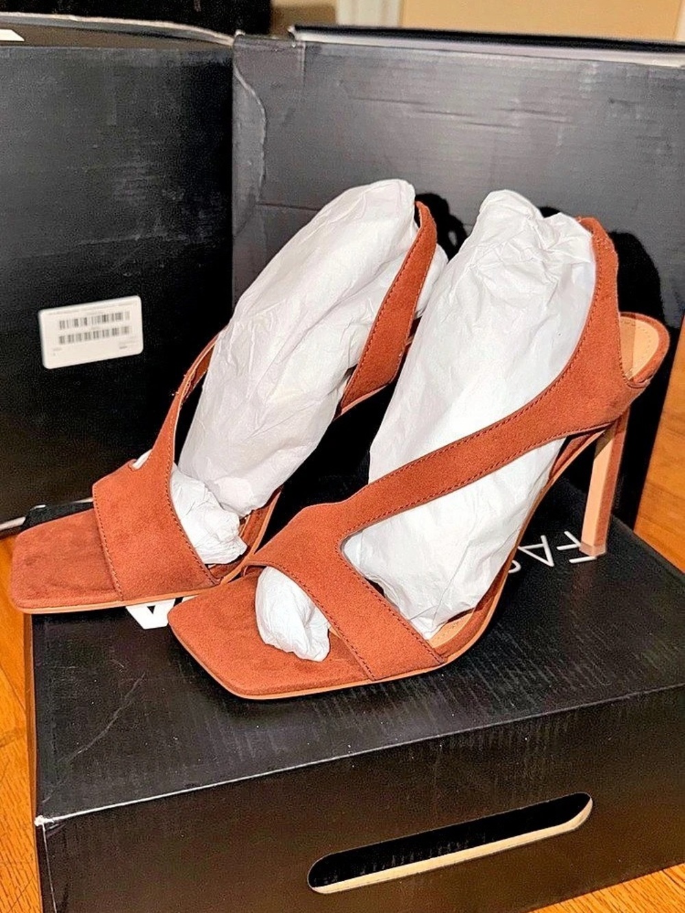 Fashion Nova Brown Strappy High Heel Sandals Size US 8 NWT